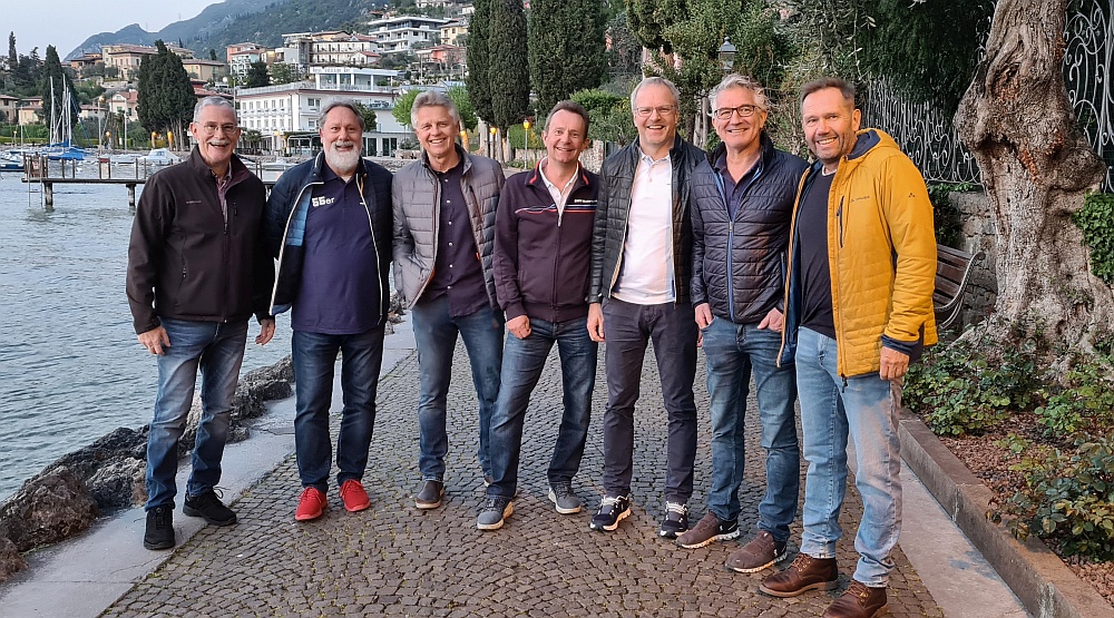 TC Dornbirn Herren 55 mit Malcesine im Hintergrund
