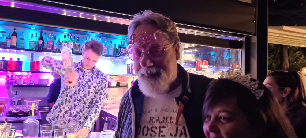 Mitten in einen Polterabend geraten