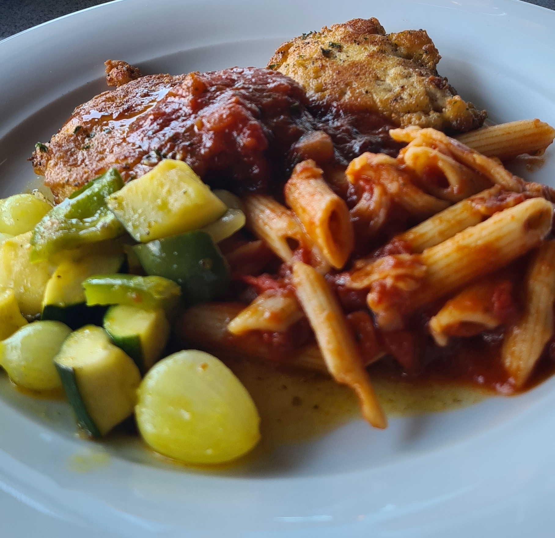 Verw�hnt vom UTC Schwarzach mit Speis und Trank